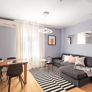 Appartement Three Bedrooms, Barcelona