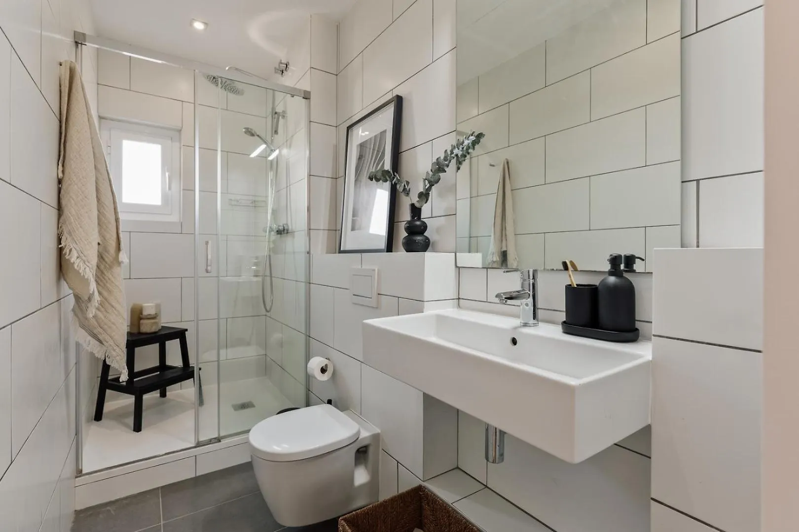 Lygos - 2 Bedrooms And Terrace In Eixample Esquerra Barcelona